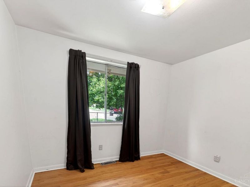 96 Chickasaw Drive, Hamilton, OH 45013 Photo 12