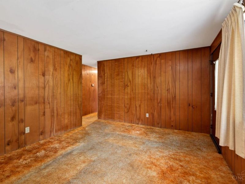 96 Chickasaw Drive, Hamilton, OH 45013 Photo 2