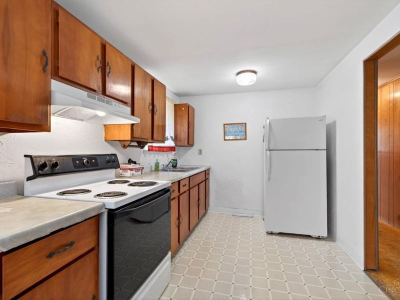 96 Chickasaw Drive, Hamilton, OH 45013 Photo 7