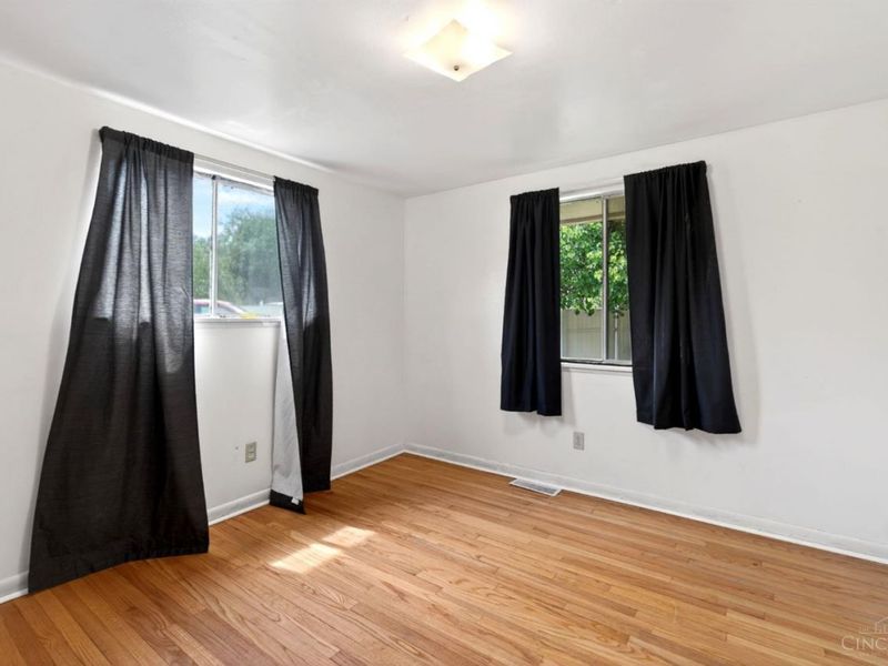 96 Chickasaw Drive, Hamilton, OH 45013 Photo 8