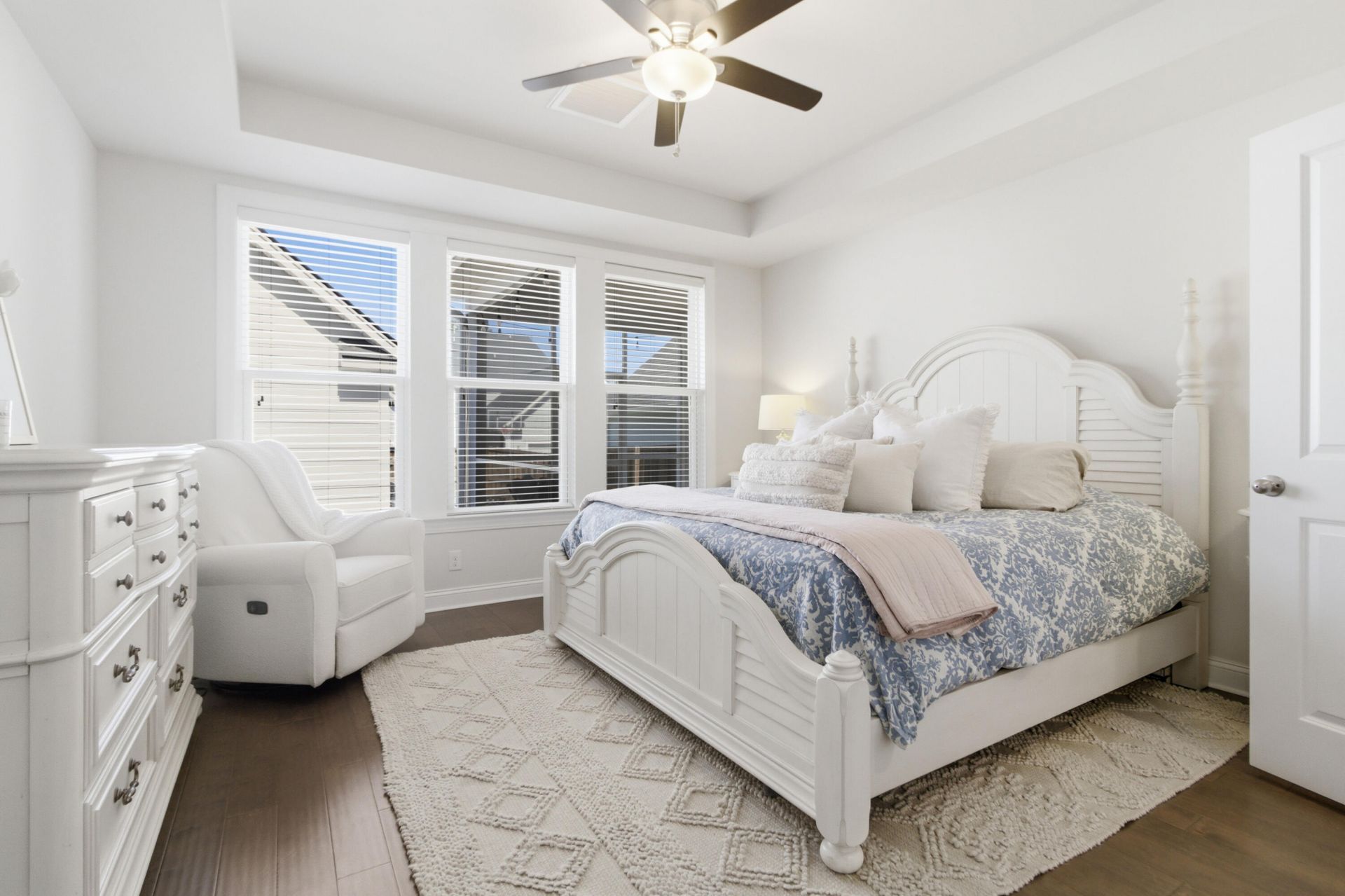 705 Rathall Creek Drive Photo 16