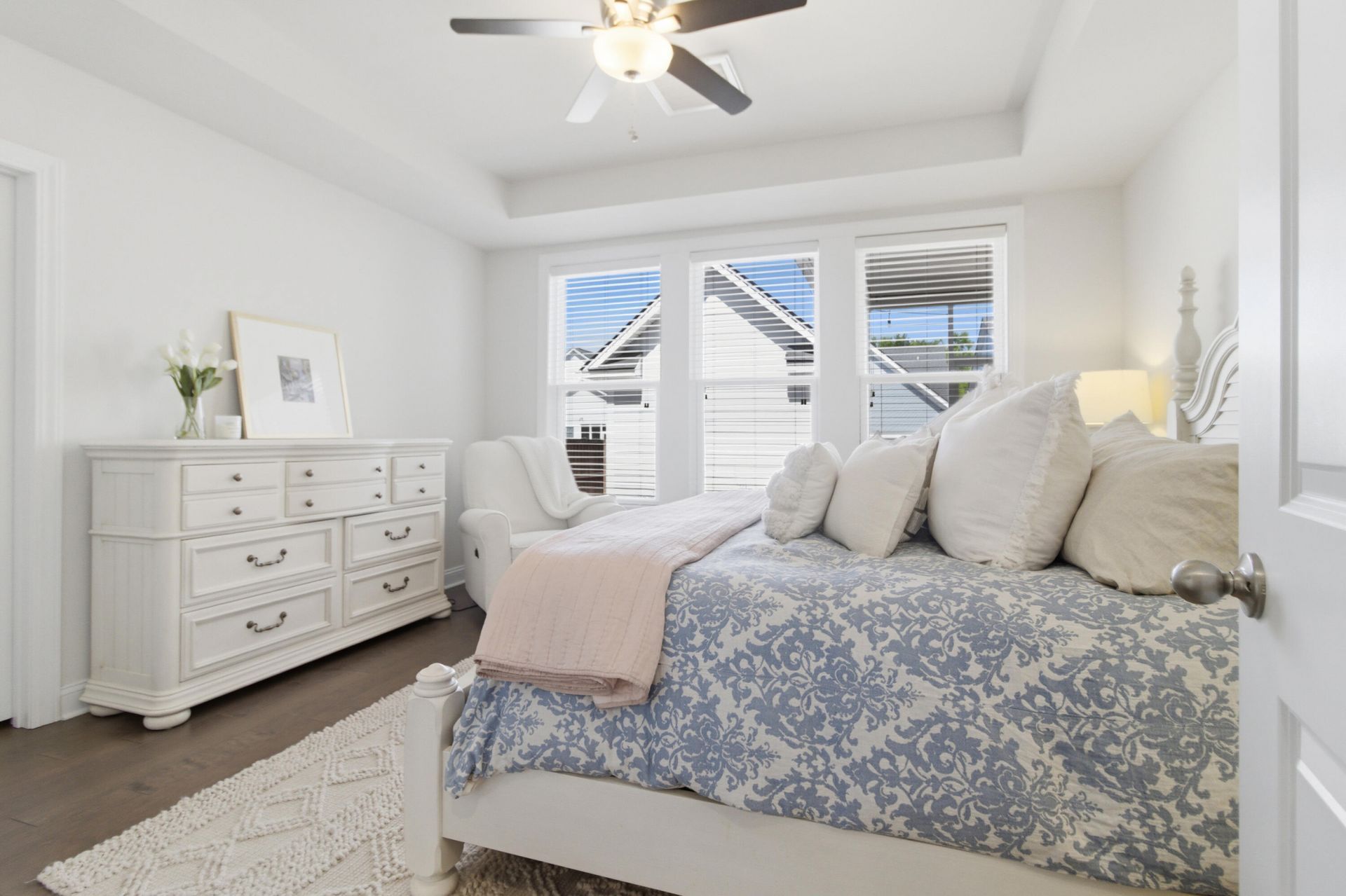 705 Rathall Creek Drive Photo 17