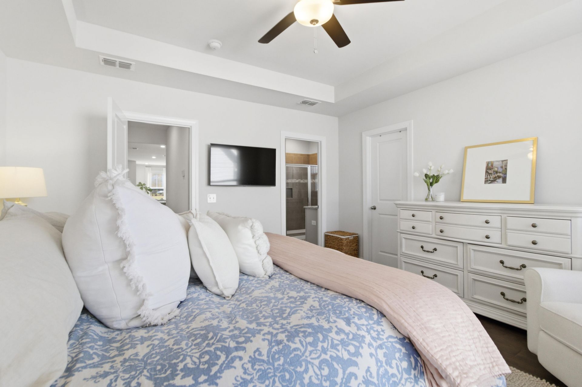 705 Rathall Creek Drive Photo 18