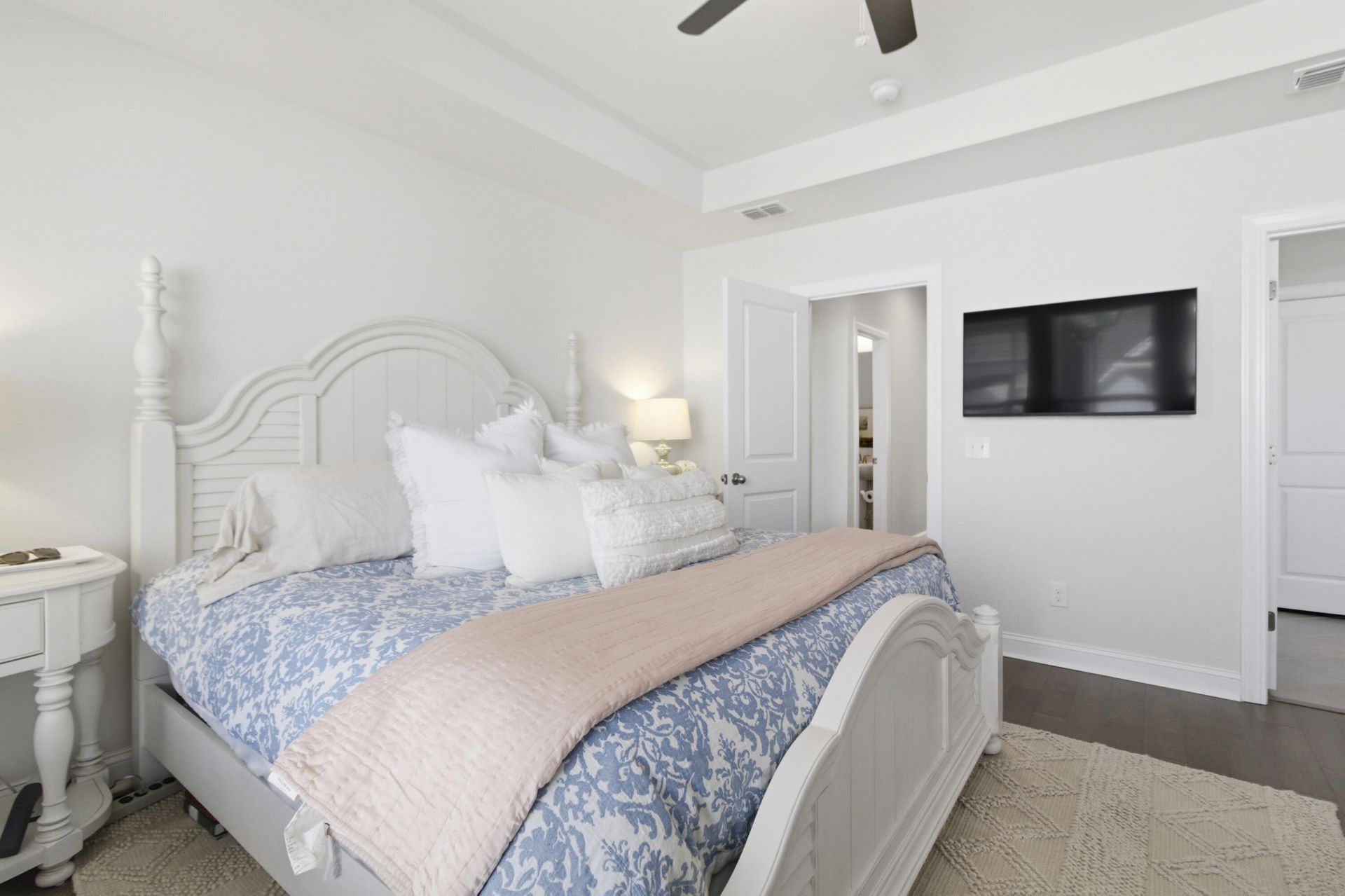 705 Rathall Creek Drive Photo 19