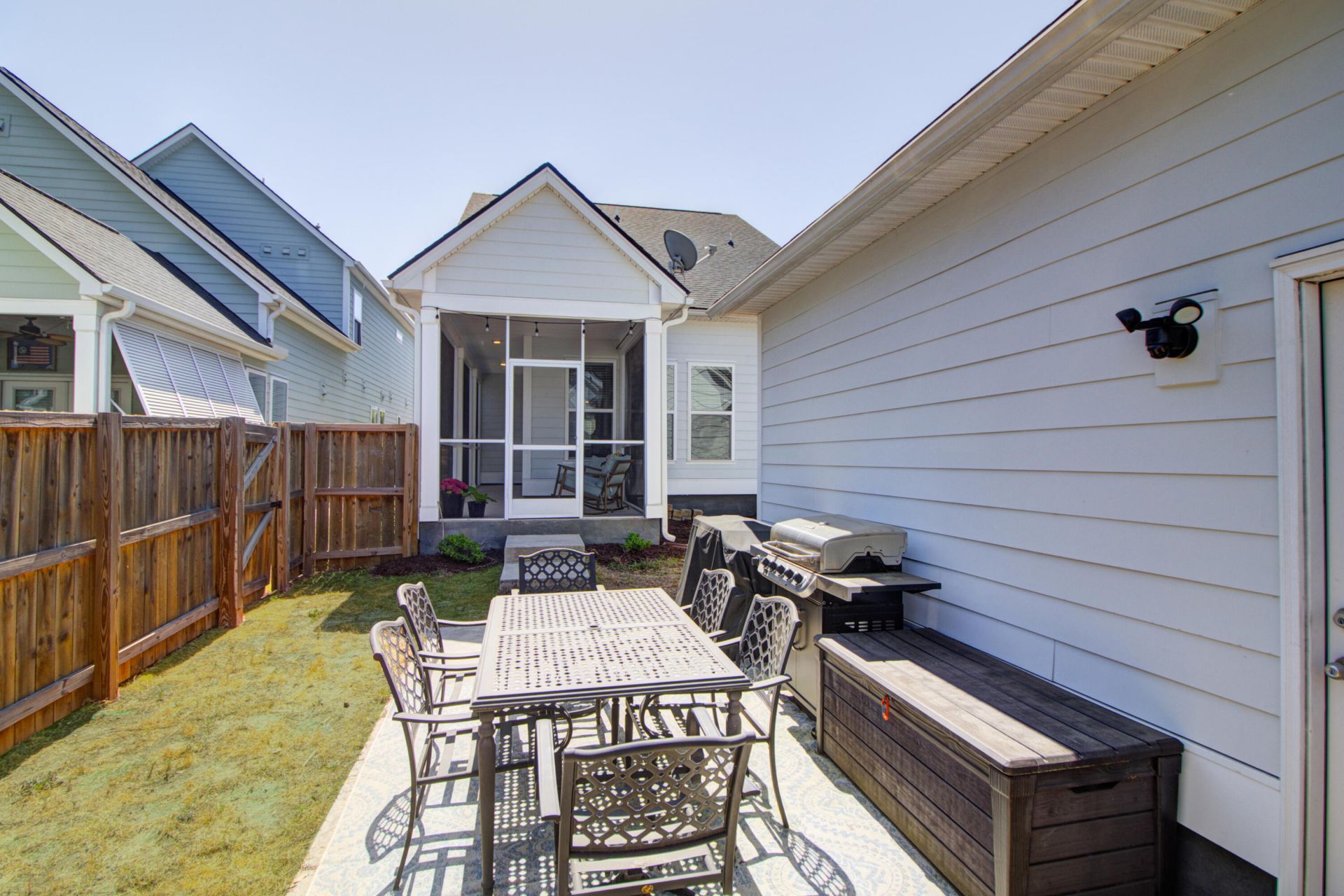 705 Rathall Creek Drive Photo 41