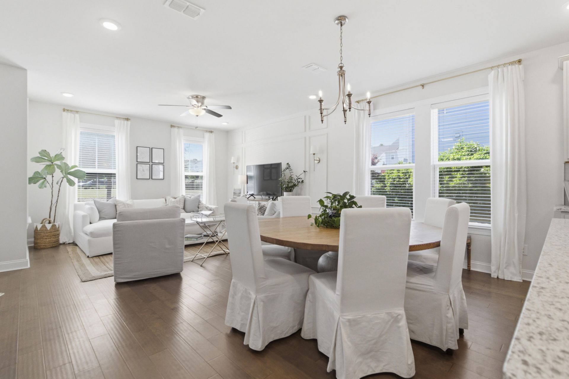 705 Rathall Creek Drive Photo 9