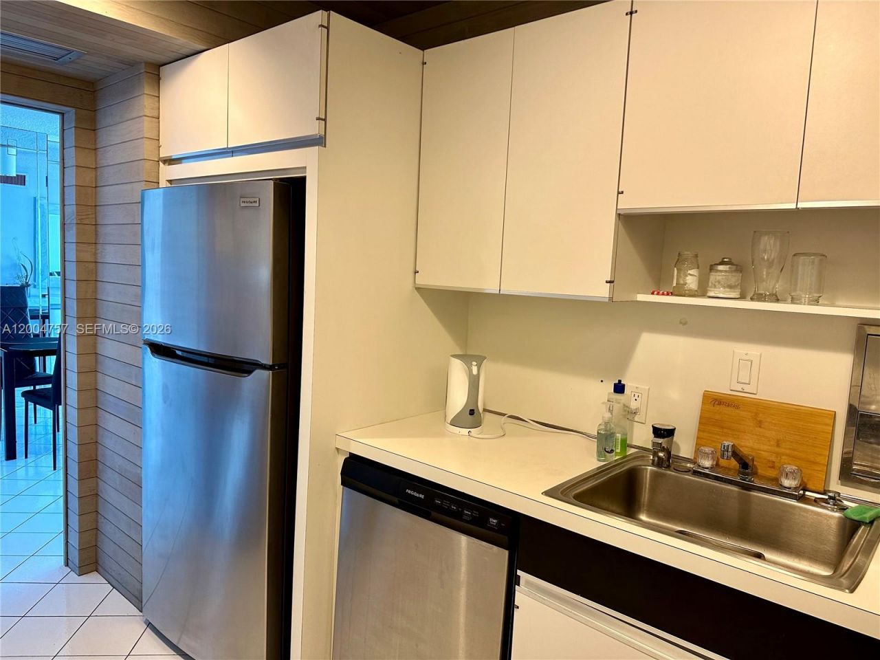 100 Bayview Dr, Unit 1503, Sunny Isles Beach, FL 33160 Photo