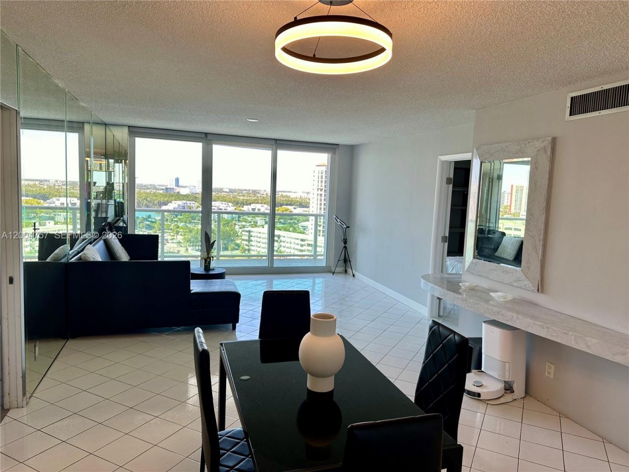 100 Bayview Dr, Unit 1503, Sunny Isles Beach, FL 33160 Photo