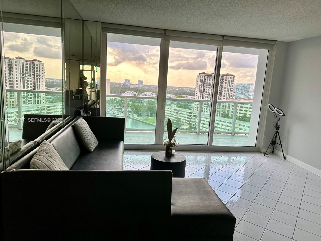 100 Bayview Dr, Unit 1503, Sunny Isles Beach, FL 33160 Photo