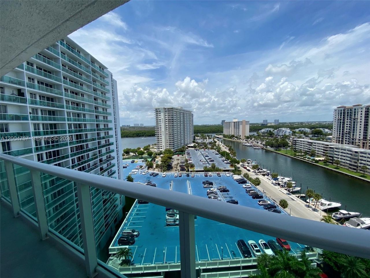 100 Bayview Dr, Unit 1503, Sunny Isles Beach, FL 33160 Photo