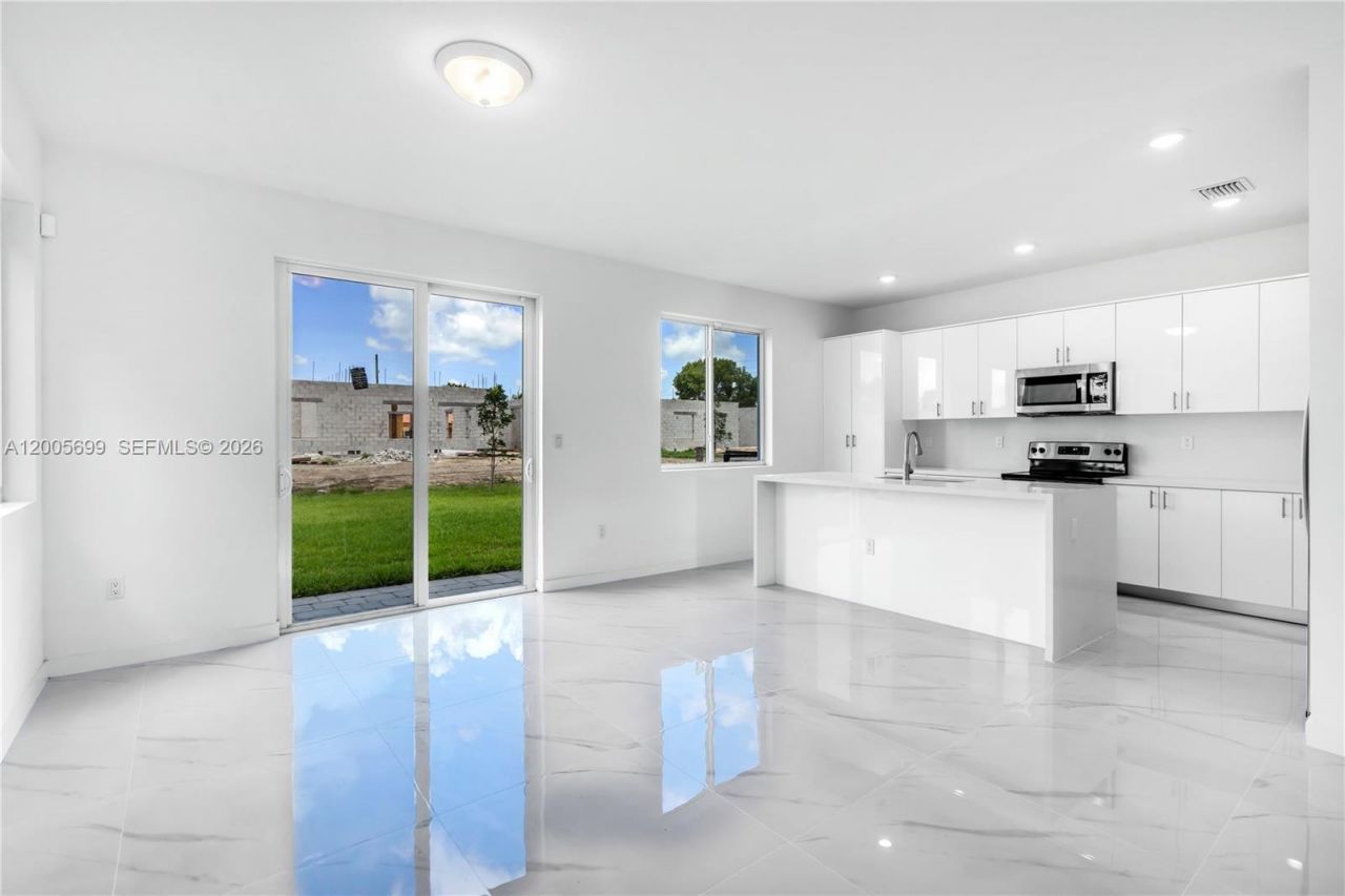 22445 SW 125th Ave , Unit 18A, Miami, FL 33170 Photo