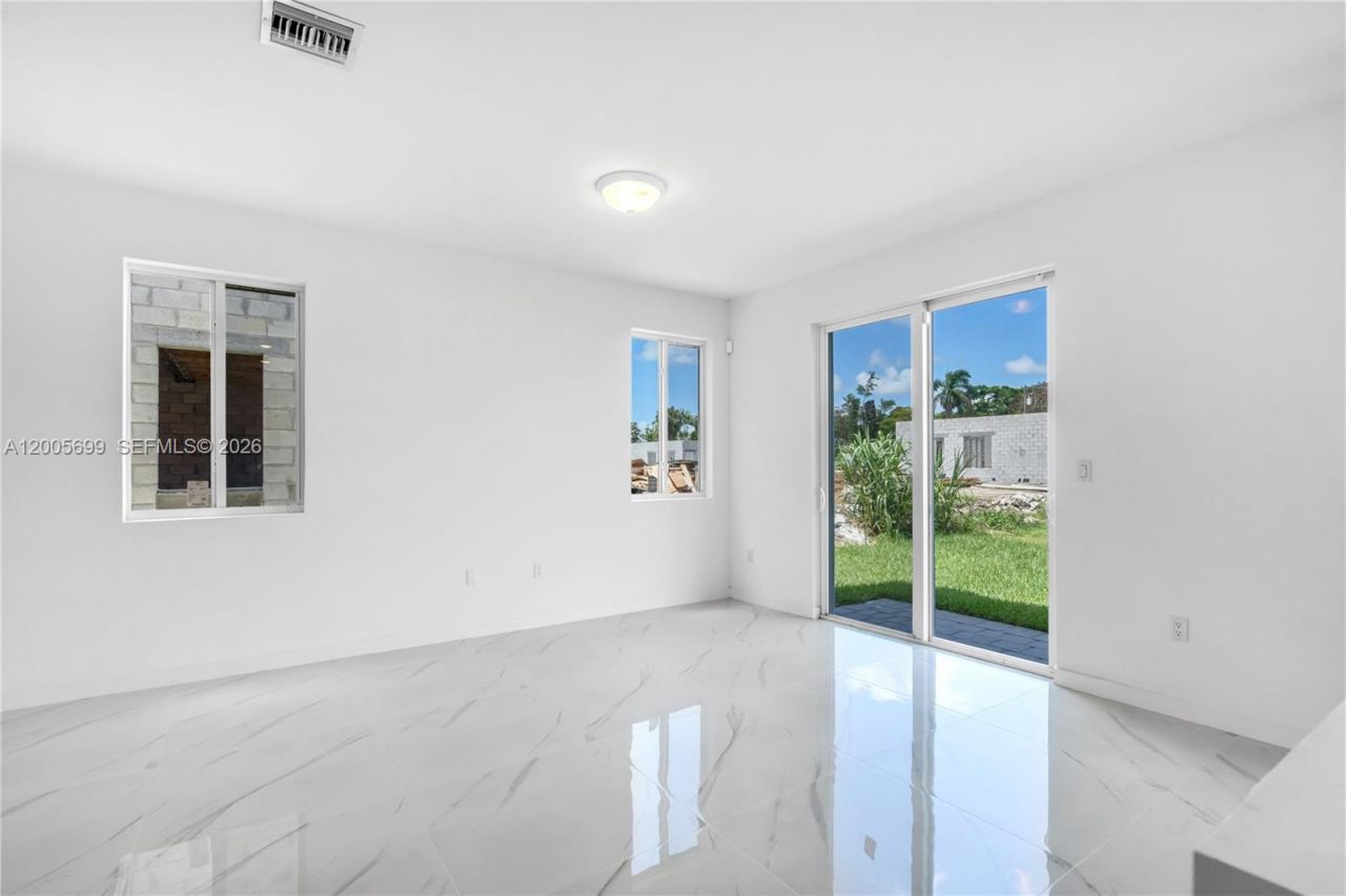 22445 SW 125th Ave , Unit 18A, Miami, FL 33170 Photo