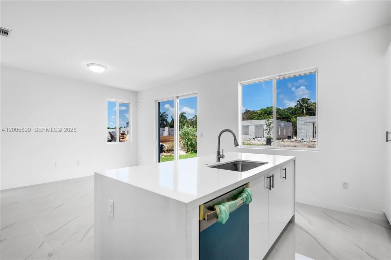 22445 SW 125th Ave , Unit 18A, Miami, FL 33170 Photo