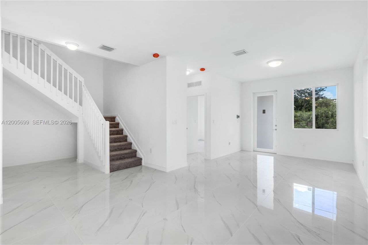 22445 SW 125th Ave , Unit 18A, Miami, FL 33170 Photo