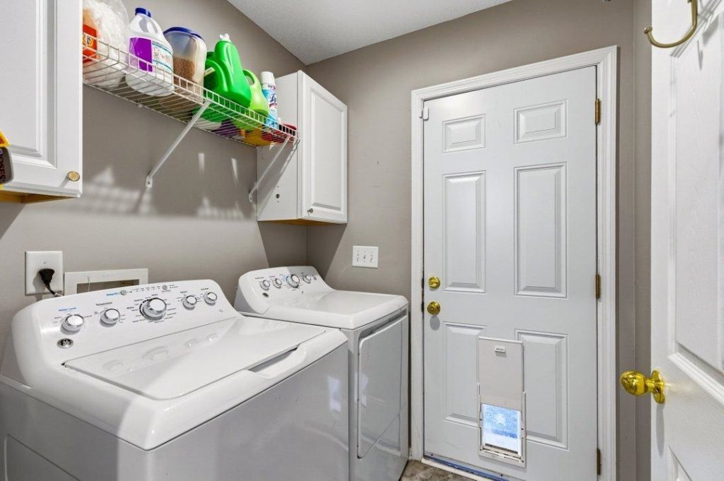 642 Oakhurst Dr.  Photo 14