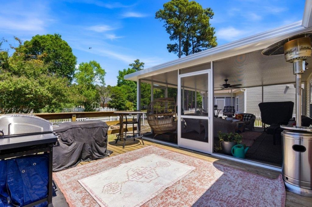 642 Oakhurst Dr.  Photo 25