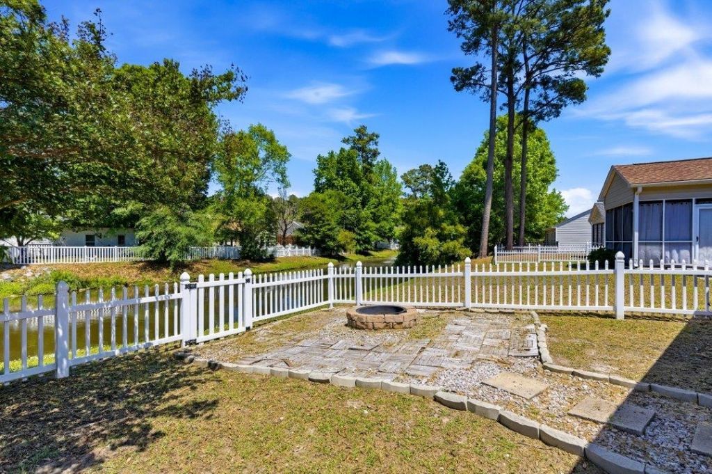 642 Oakhurst Dr.  Photo 28