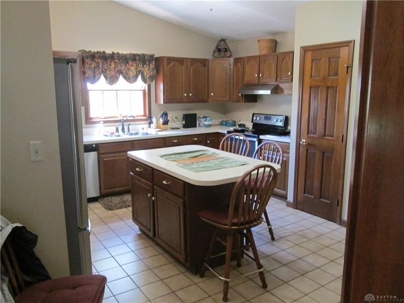 12520 Air Hill Road, Brookville, OH 45309 Photo 22