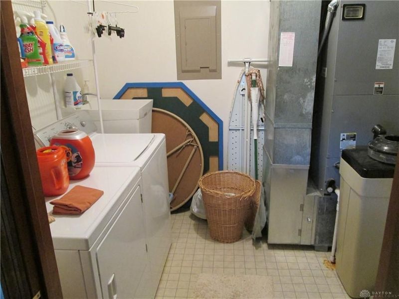 12520 Air Hill Road, Brookville, OH 45309 Photo 30