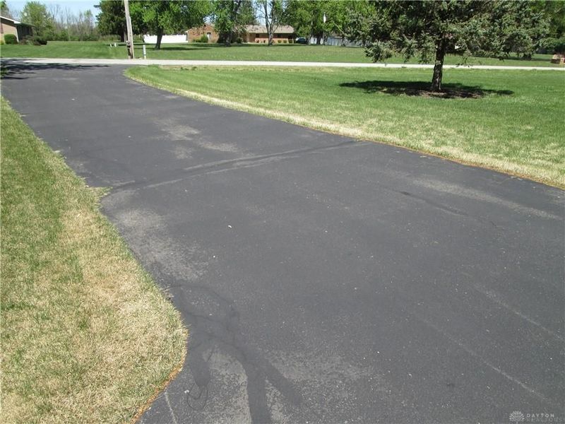 12520 Air Hill Road, Brookville, OH 45309 Photo 4