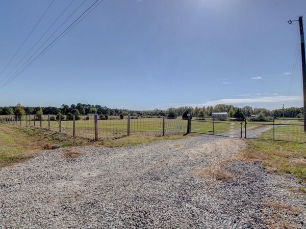 99 Wadley Road , Romance, AR 72136