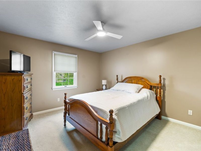 98 Jade Circle, Canfield, OH 44406 Photo 14