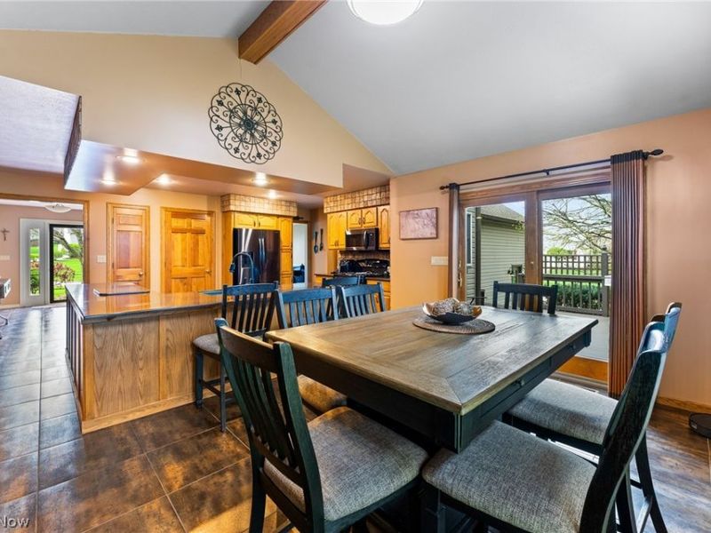 98 Jade Circle, Canfield, OH 44406 Photo 7