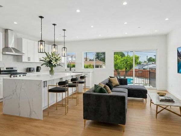10664 Louise Ave, Granada Hills, CA 91344