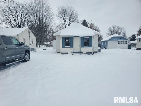 1385 CLARK Street , Galesburg, IL 61401