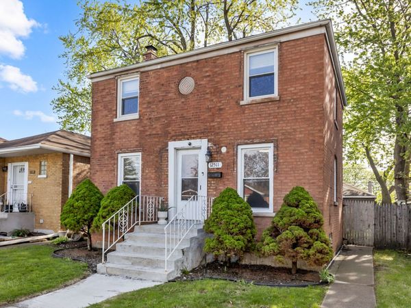 12511 S State Street , Chicago, IL 60628