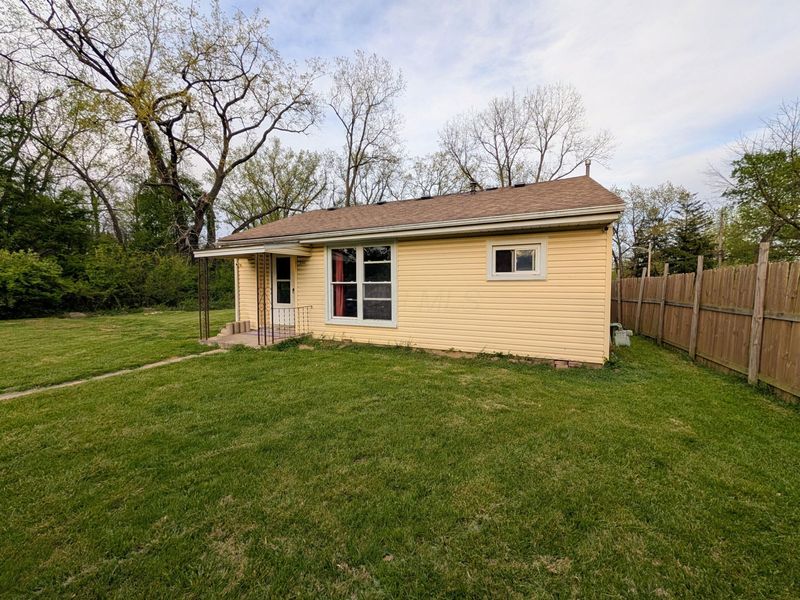 1500 Bretton Road, Columbus, OH 43219 Photo 2