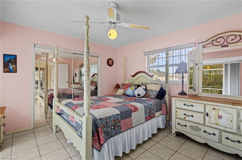 1814 SW 18th Ter , Cape Coral, FL 33991 Photo