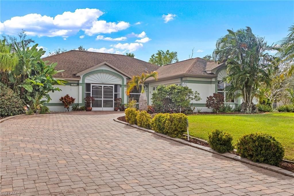1814 SW 18th Ter , Cape Coral, FL 33991 Photo