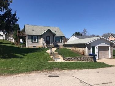 705 Rochelle Avenue S, Lanesboro, MN 55949