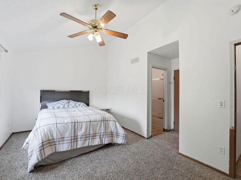 1184 Cambridge Way , Pickerington, OH 43147 Photo 12