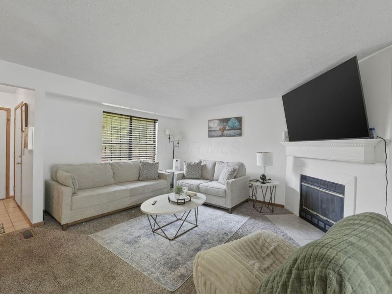 1184 Cambridge Way , Pickerington, OH 43147 Photo 3