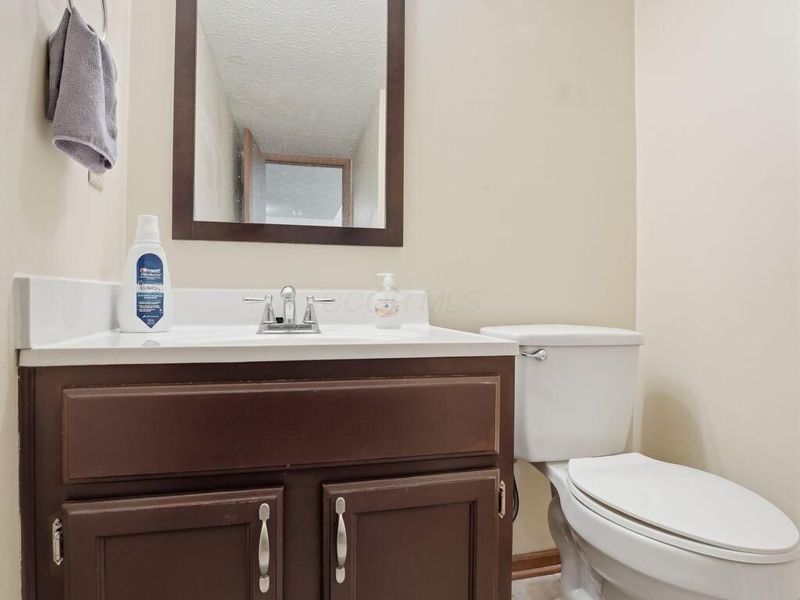 1184 Cambridge Way , Pickerington, OH 43147 Photo 8