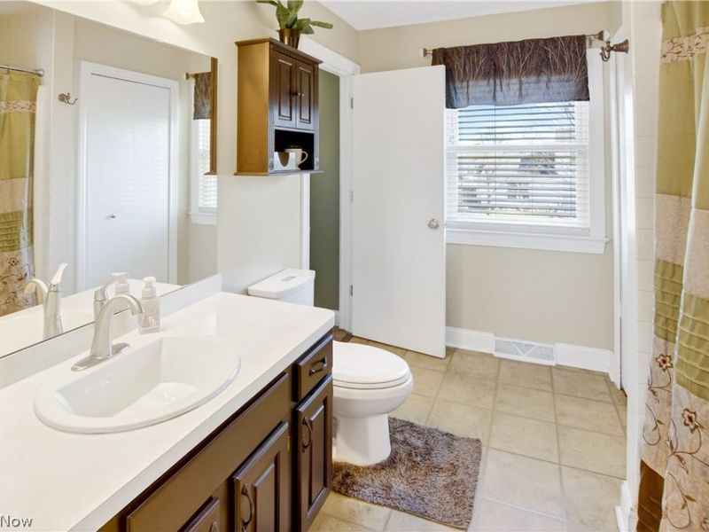 127 Cumberland Court, Elyria, OH 44035 Photo 24