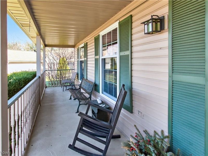 127 Cumberland Court, Elyria, OH 44035 Photo 5