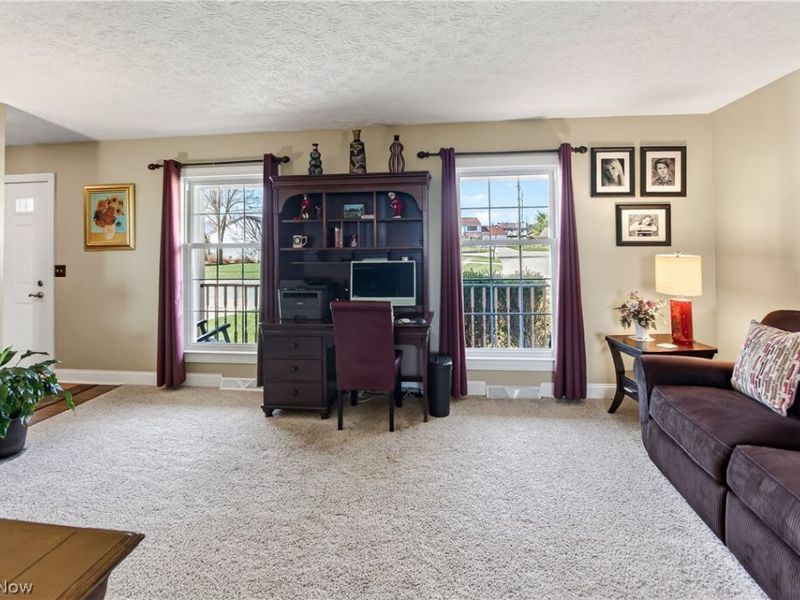 127 Cumberland Court, Elyria, OH 44035 Photo 9