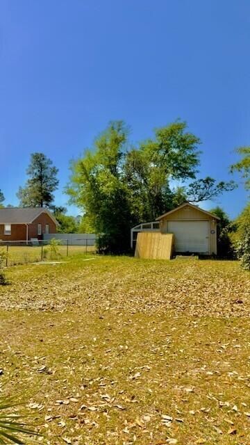 3283 North Road Photo 4