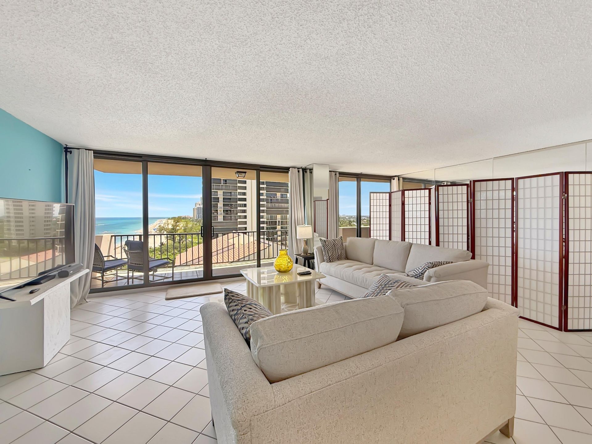 4200 N Ocean Drive, Unit 1-902, Singer Island, FL 33404 Photo