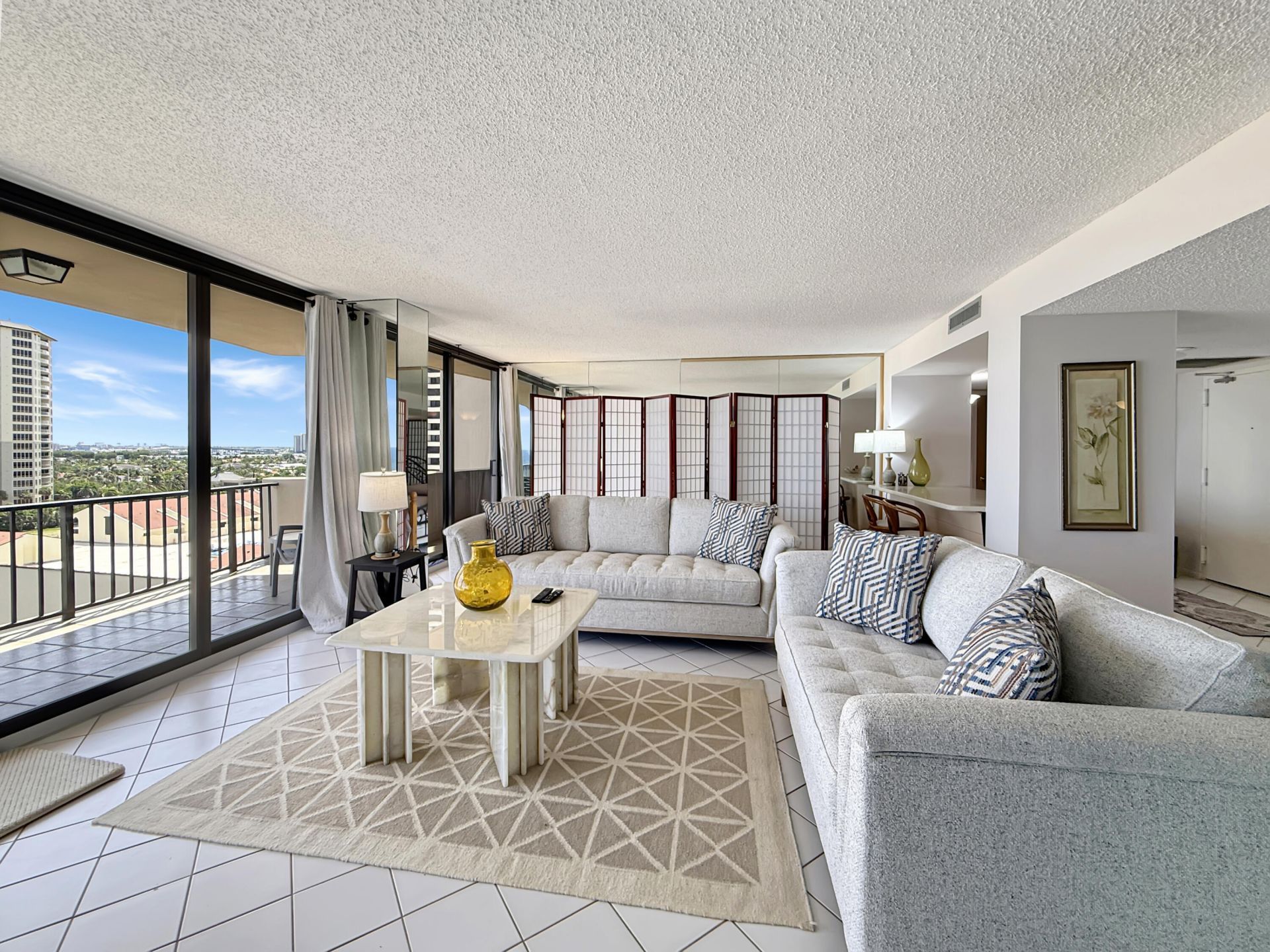 4200 N Ocean Drive, Unit 1-902, Singer Island, FL 33404 Photo