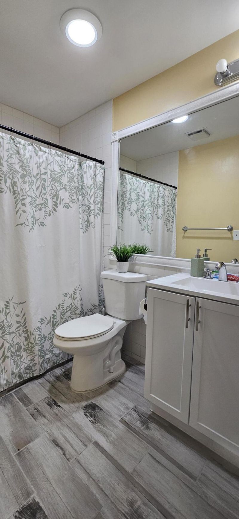 210 Sparrow Drive, Unit 4, Royal Palm Beach, FL 33411 Photo