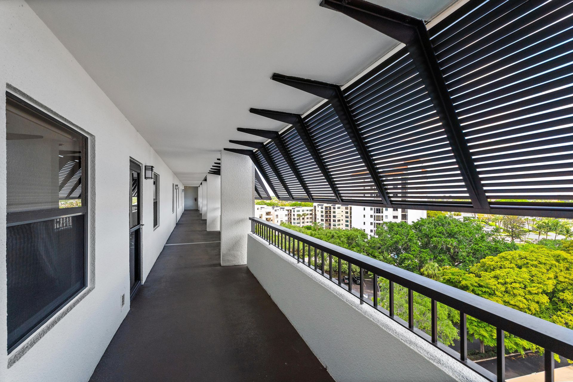 356 Golfview Road, Unit 903, North Palm Beach, FL 33408 Photo