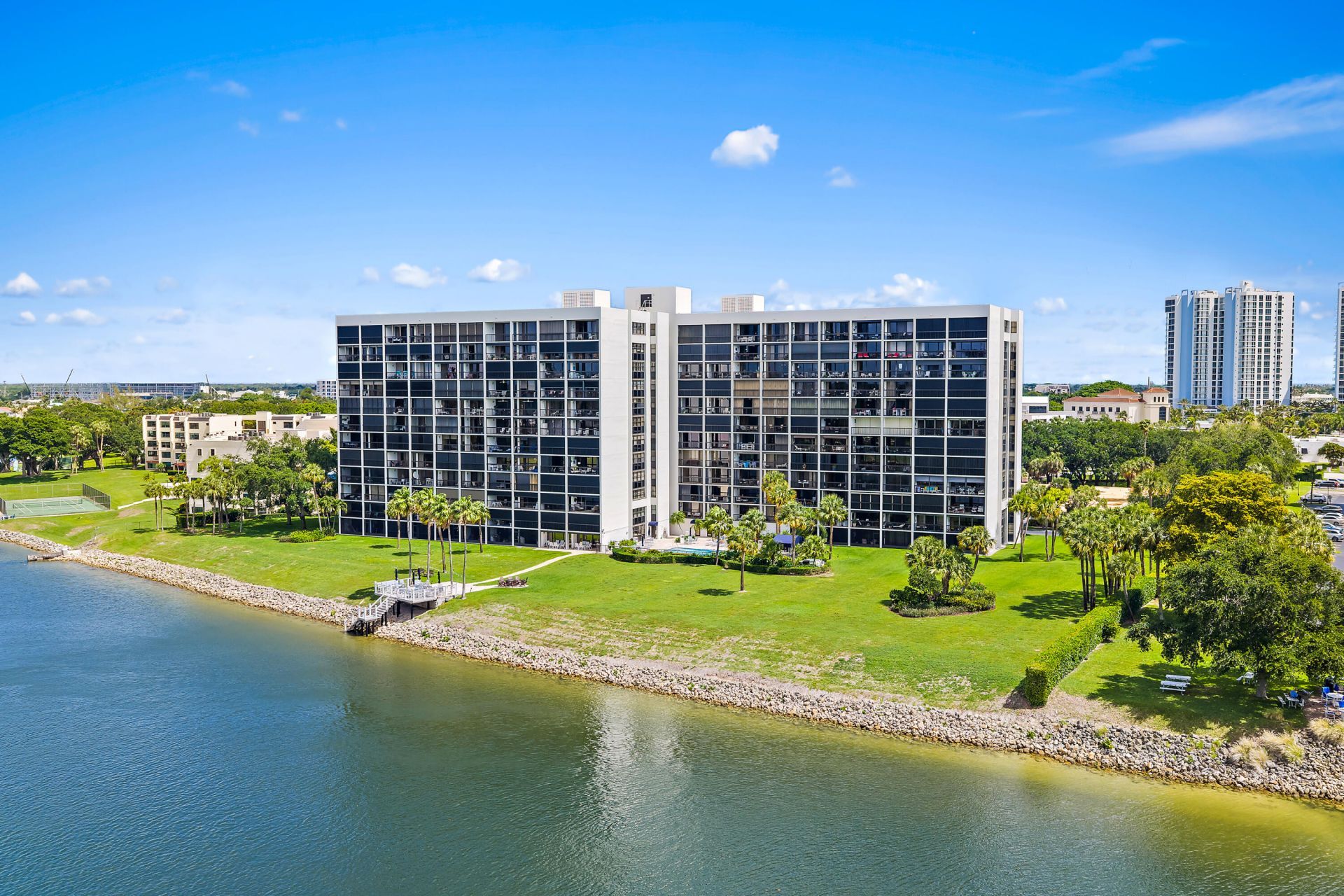 356 Golfview Road, Unit 903, North Palm Beach, FL 33408 Photo