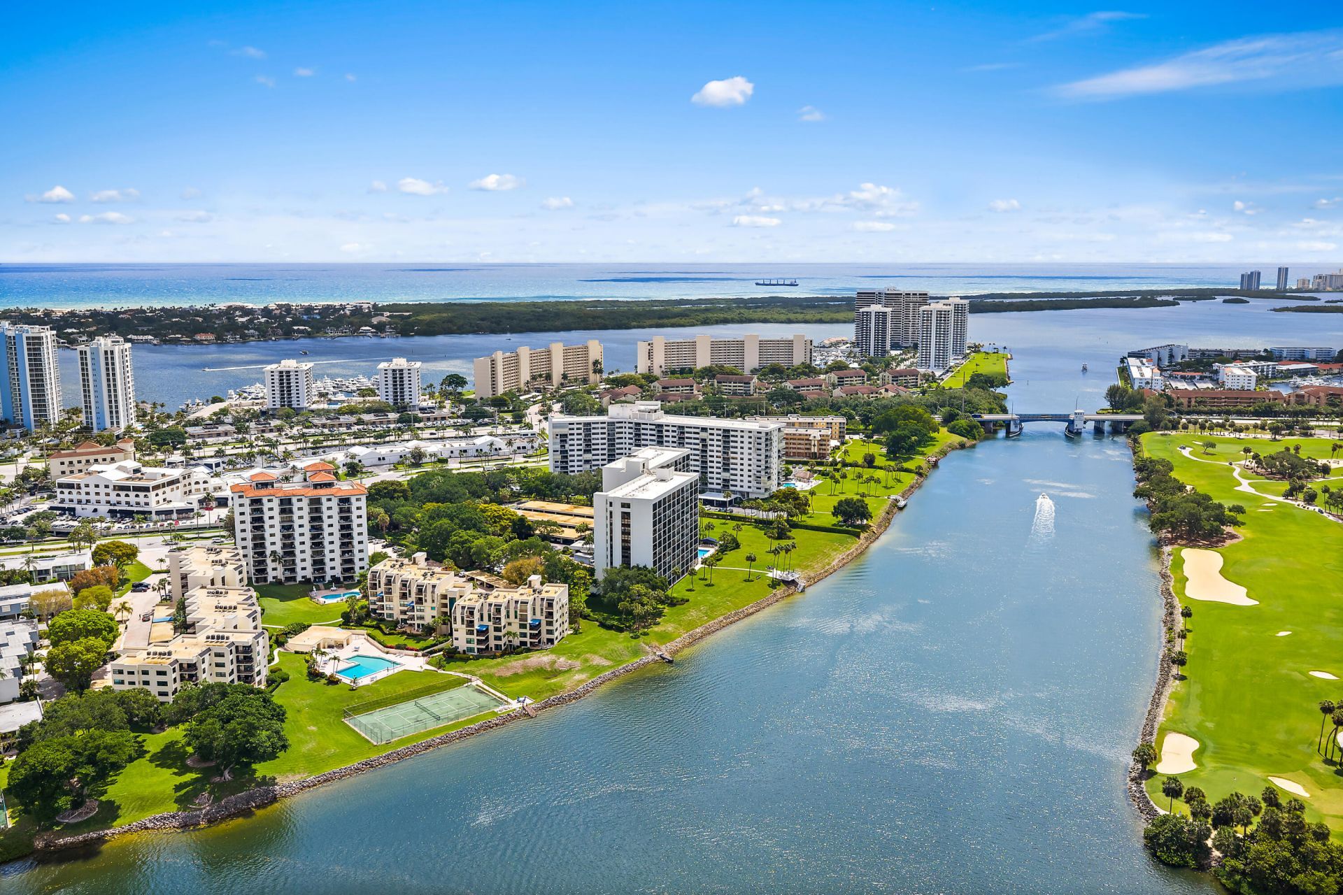 356 Golfview Road, Unit 903, North Palm Beach, FL 33408 Photo