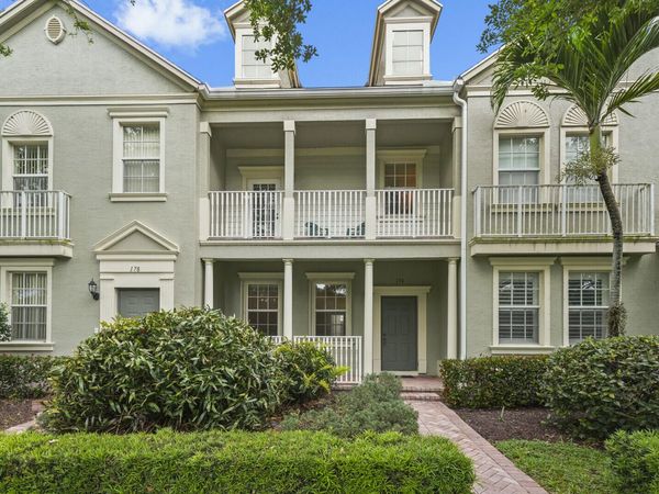 174 W Thatch Palm Circle, Jupiter, FL 33458