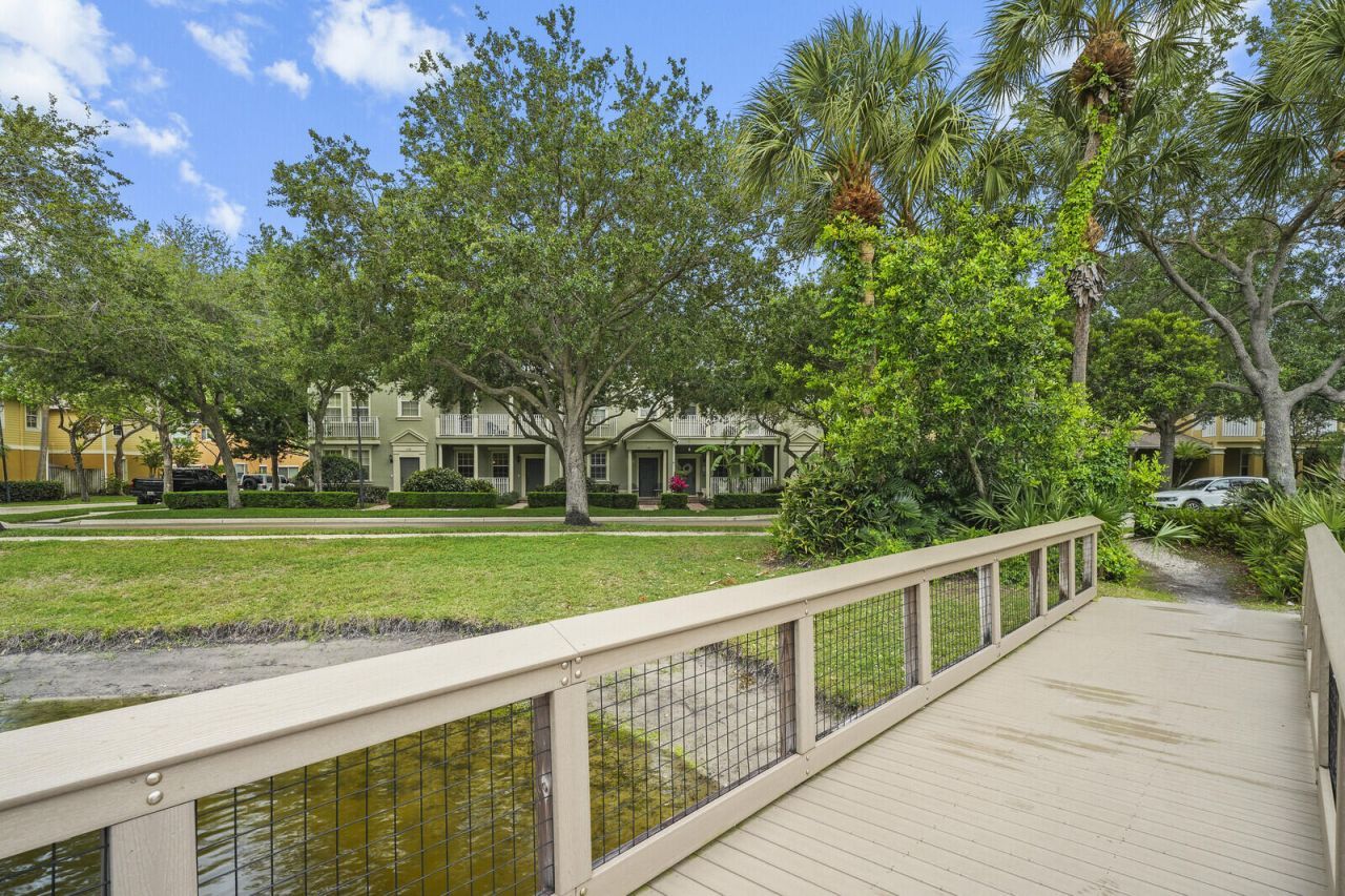 174 W Thatch Palm Circle, Jupiter, FL 33458 Photo