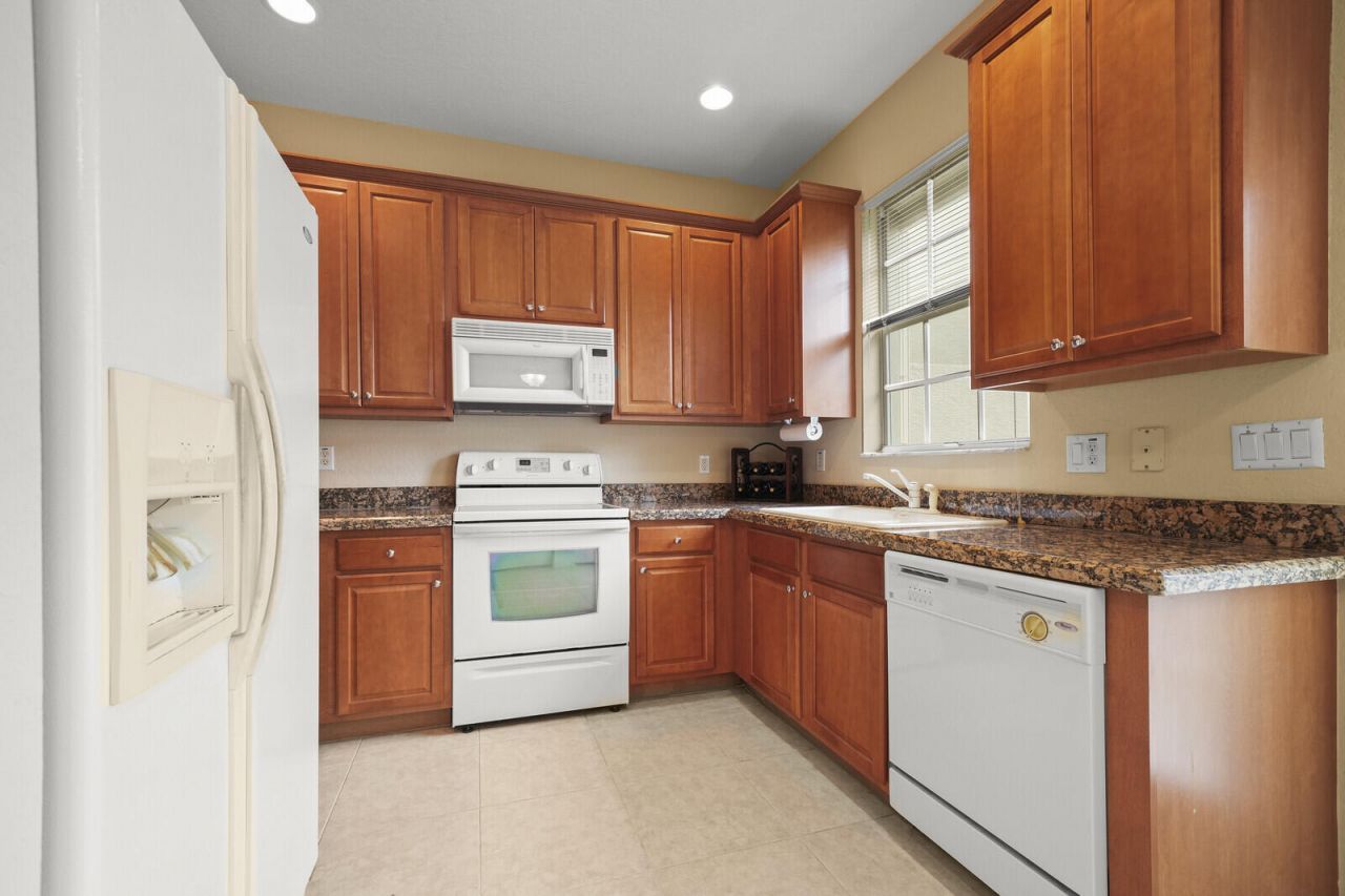 174 W Thatch Palm Circle, Jupiter, FL 33458 Photo